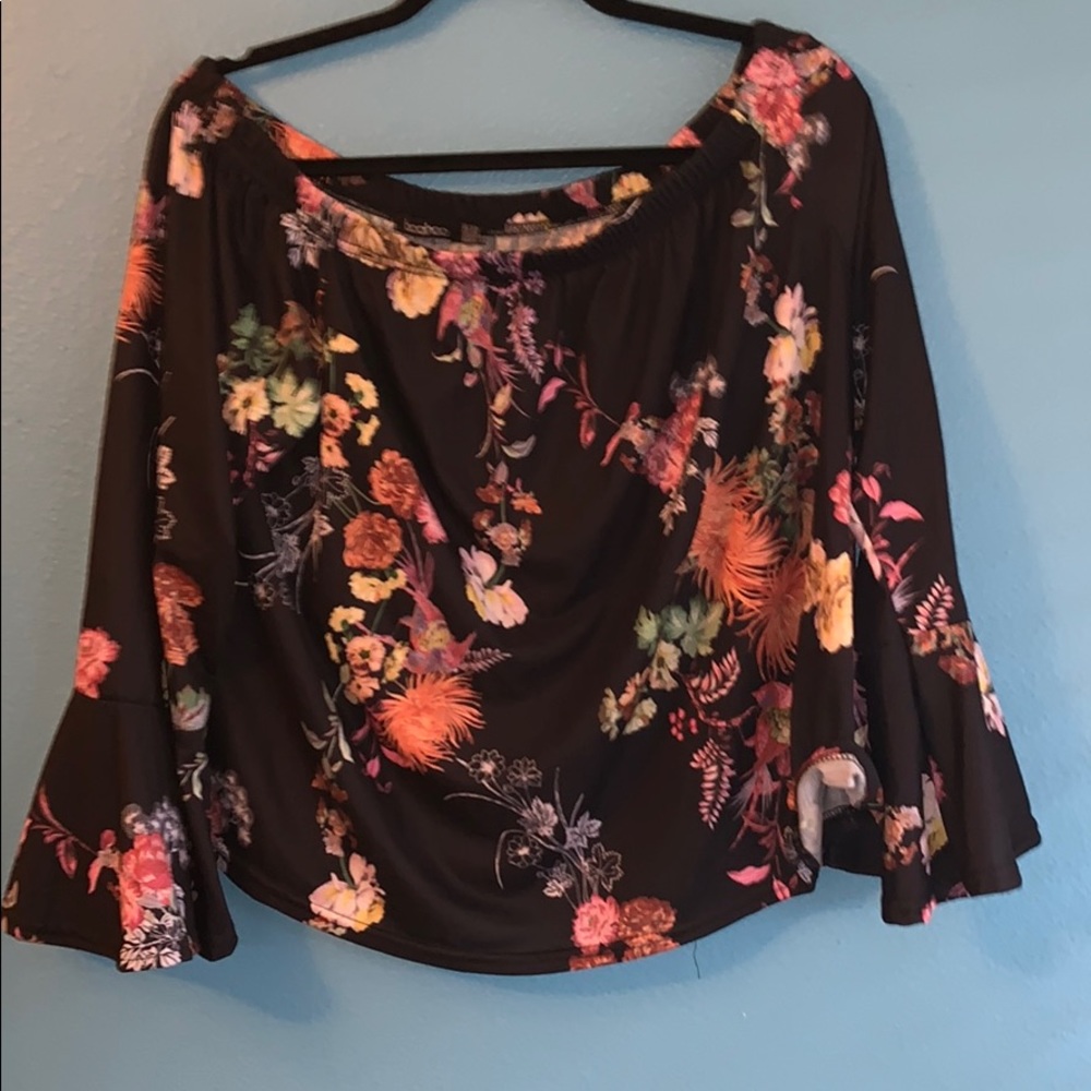 Floral top